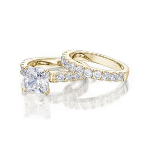 Princess Cut Engagement Ring and Band Set in Yellow Gold