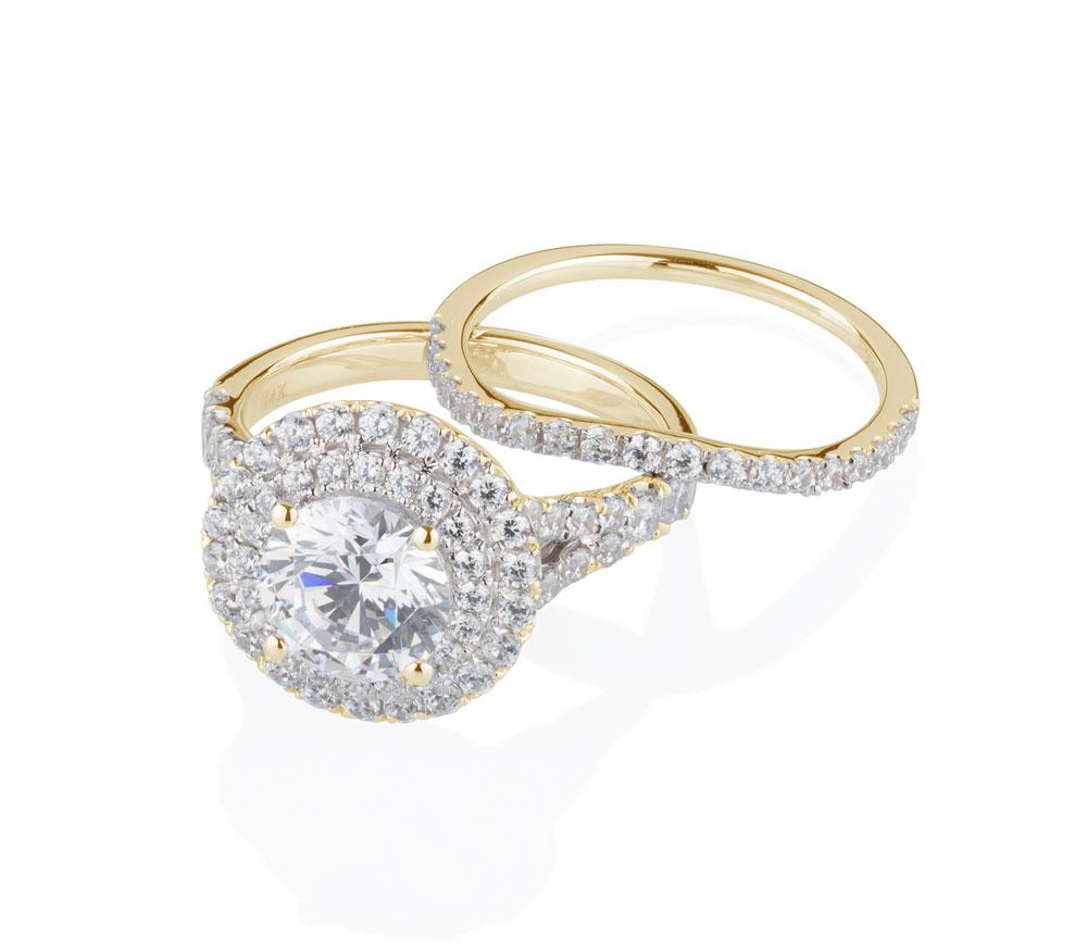 Juliet curved band in 10ct Yellow Gold